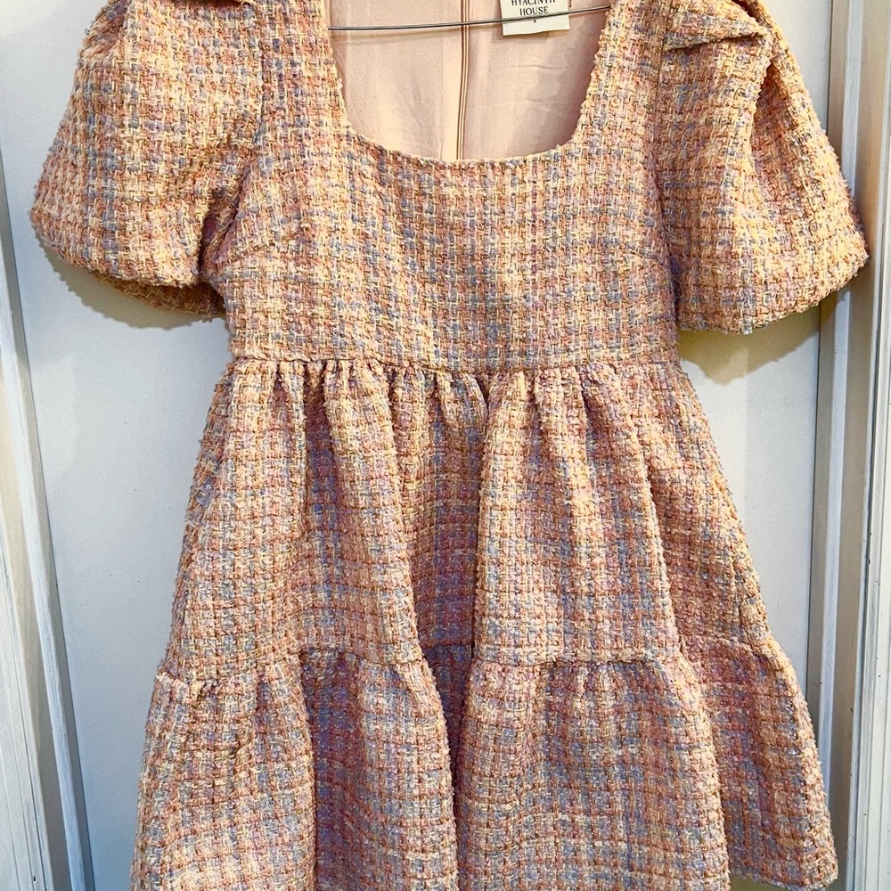 Tuckernuck x Hyacinth House Nora Tweed Tiered Mini Dress Pink Size S - Picture 3 of 7